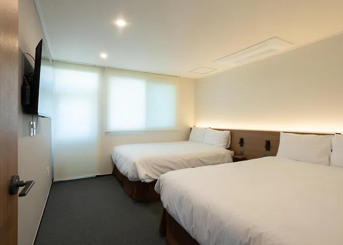 Maple Mansion Hongdae *
